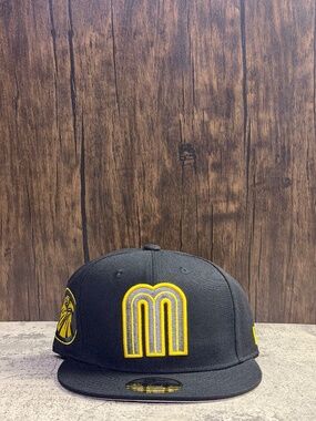 NWT New Era Mexico M 9FIFTY Snapback Black/Yellow OSFA